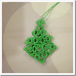 Jullie’s Handmade ™: Tatting BUGS!